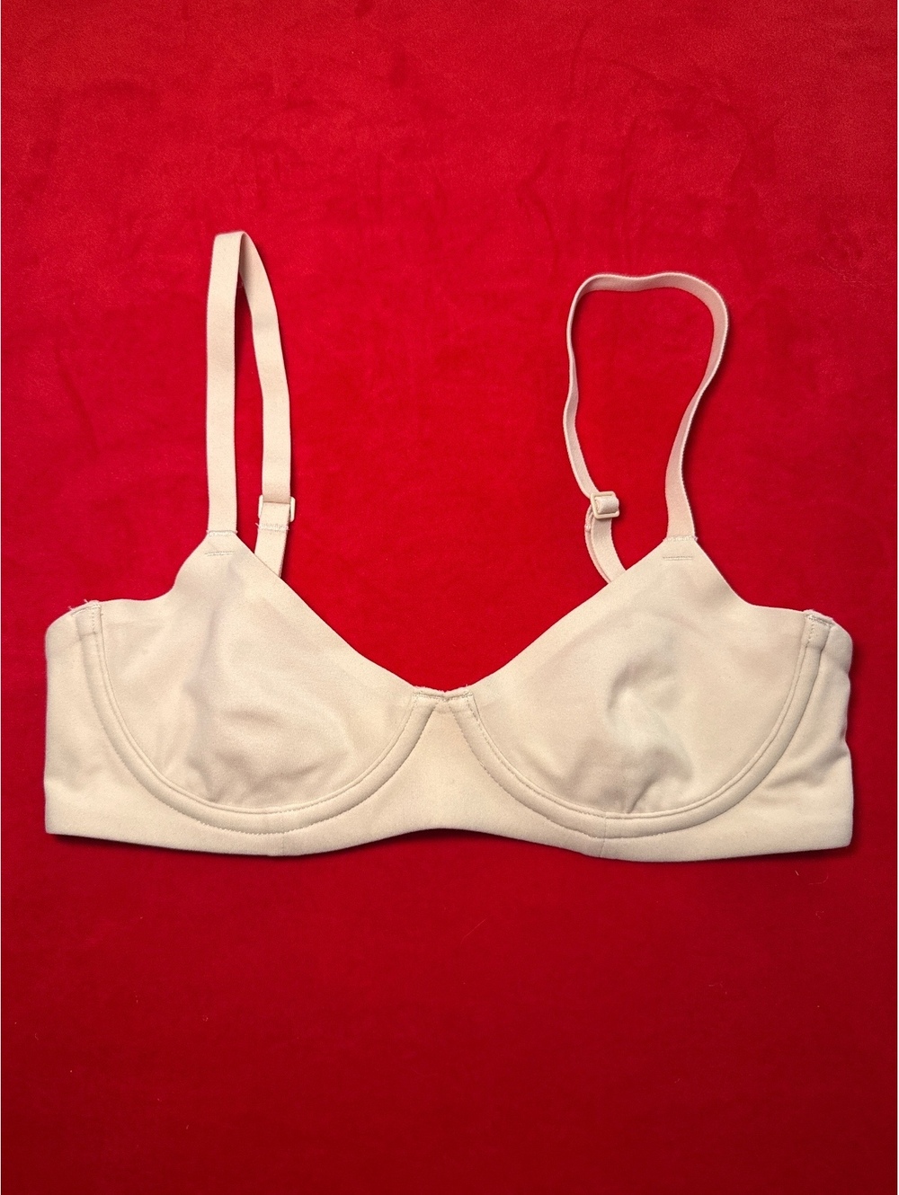 NWOT Skims Fits Everybody Unlined Demi Bra Color Sand Size 30A